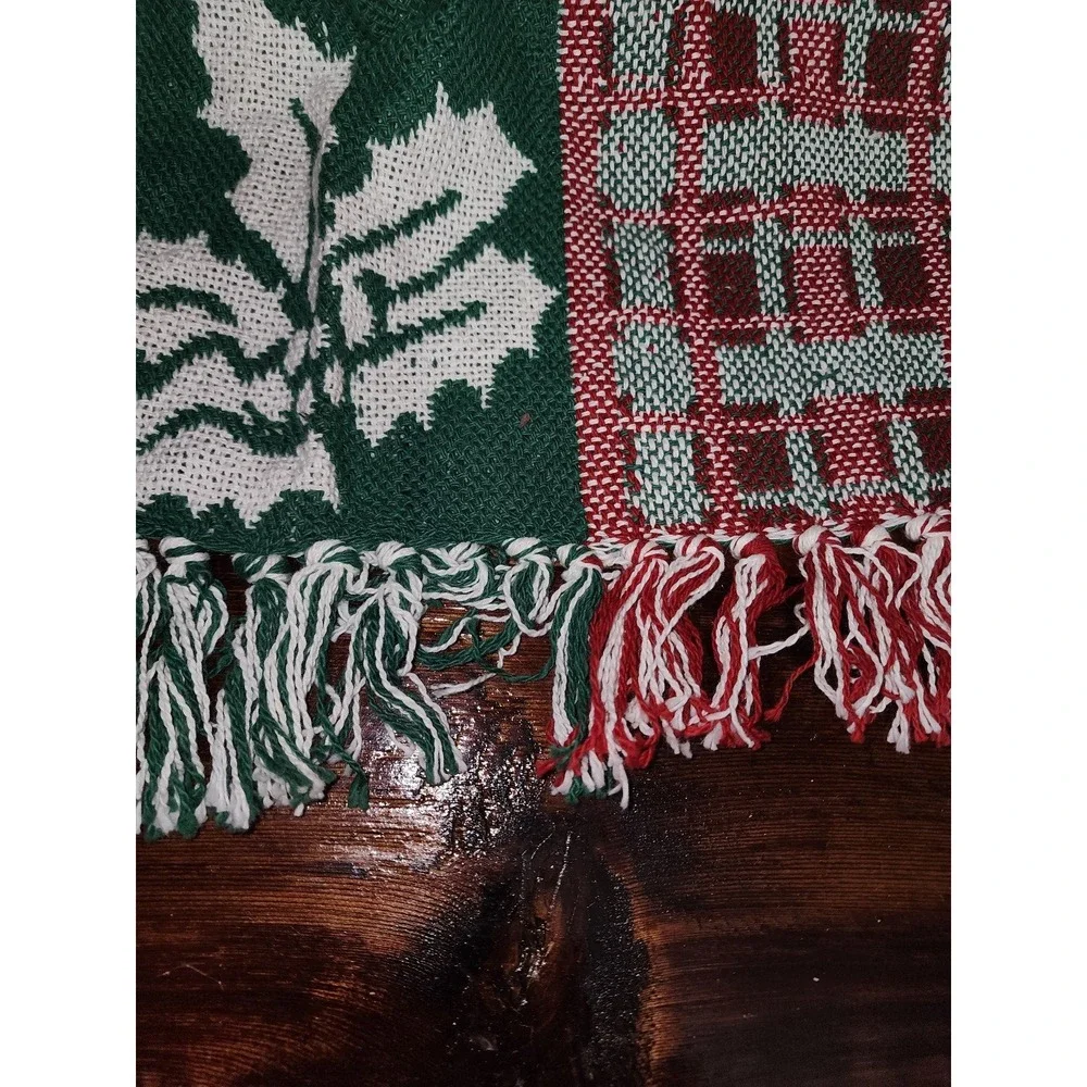 Winter Holiday Christmas Candles and Holly Woven Blanket‎ Afghan